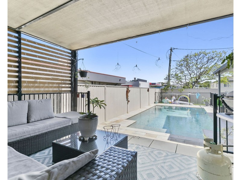 2 Ewan Street, Margate QLD 4019