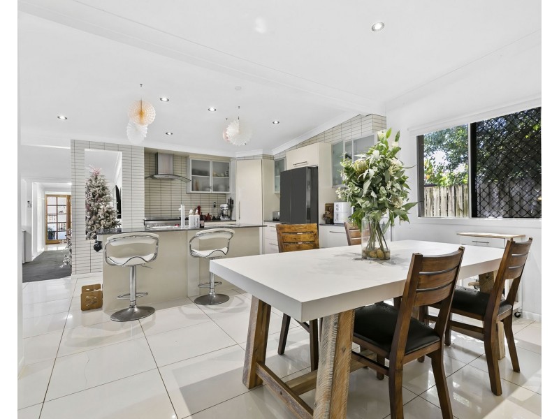 2 Ewan Street, Margate QLD 4019