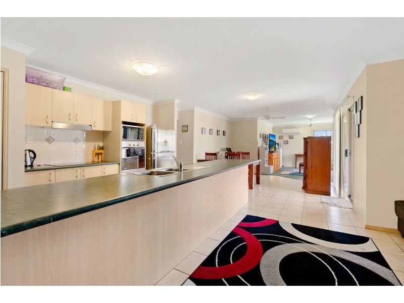 4 Hoddle Court, Rothwell QLD 4022