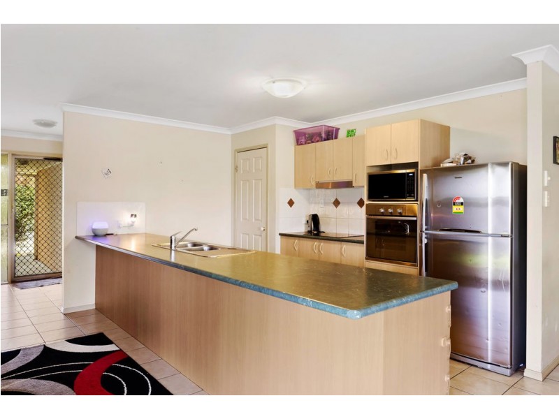 4 Hoddle Court, Rothwell QLD 4022