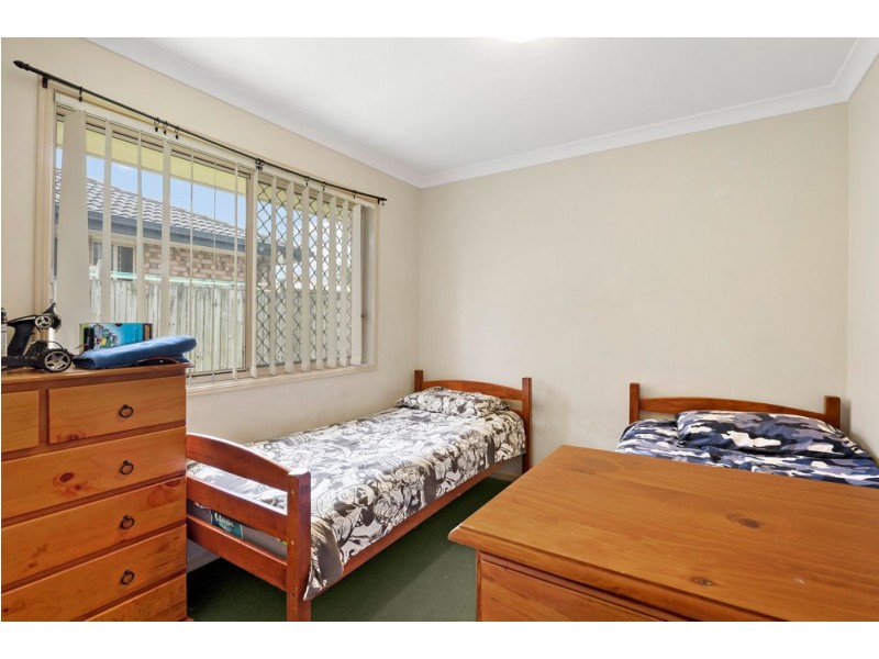 4 Hoddle Court, Rothwell QLD 4022