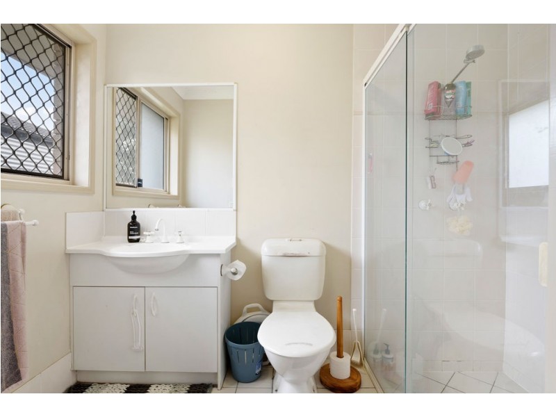 4 Hoddle Court, Rothwell QLD 4022