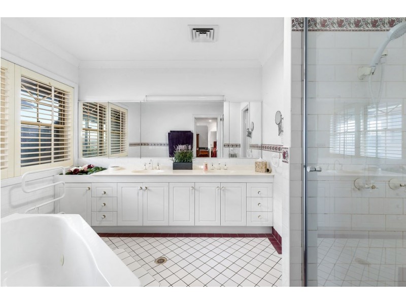 16 Hawkhurst Court, Murrumba Downs QLD 4503