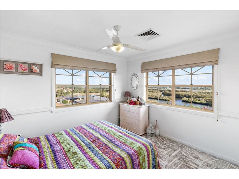 16 Hawkhurst Court, Murrumba Downs QLD 4503