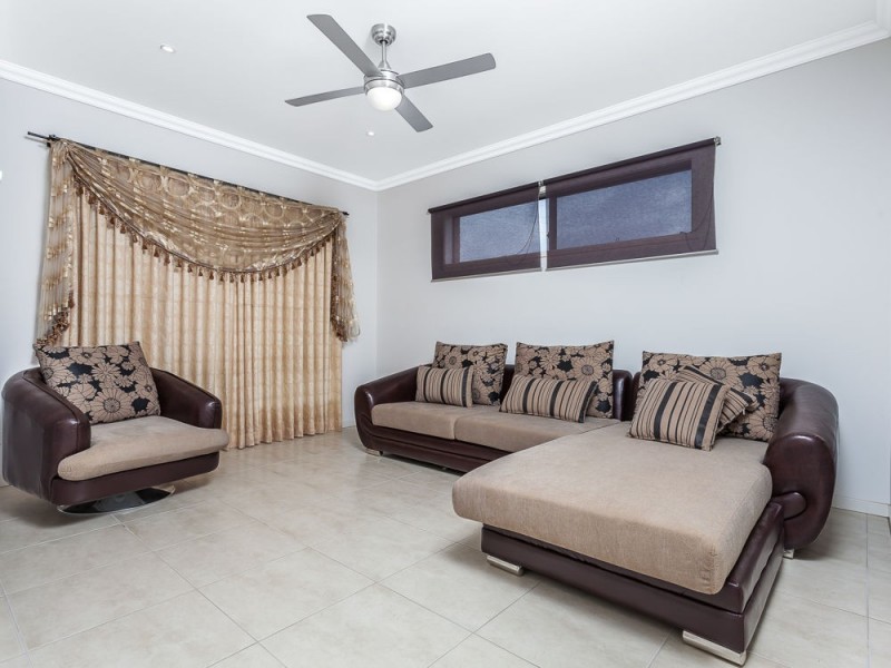 11 Elderflower Circuit, Griffin QLD 4503