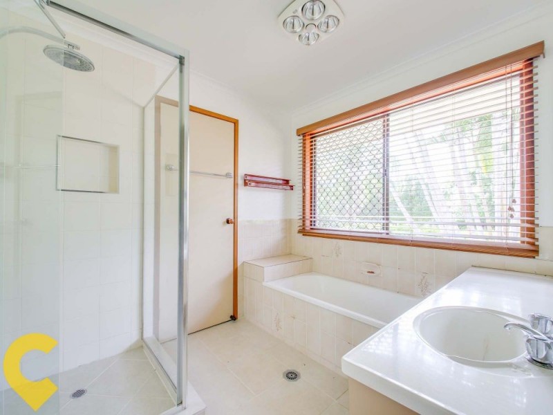 28 Joora Avenue, Petrie QLD 4502