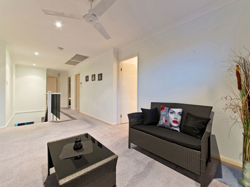 10 Links Crescent, Joyner QLD 4500