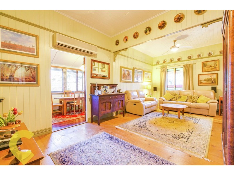 51 Goodfellows Rd, Kallangur QLD 4503