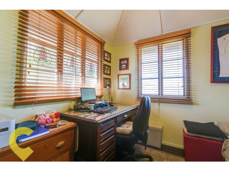 51 Goodfellows Rd, Kallangur QLD 4503