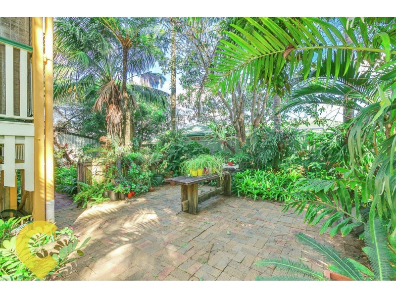 51 Goodfellows Rd, Kallangur QLD 4503