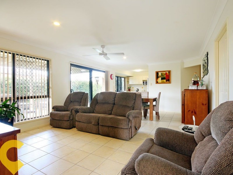 29 Mowbray Court, Kallangur QLD 4503