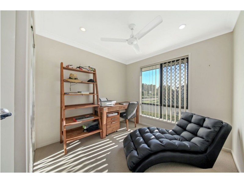 11 Melville Parade, North Lakes QLD 4509