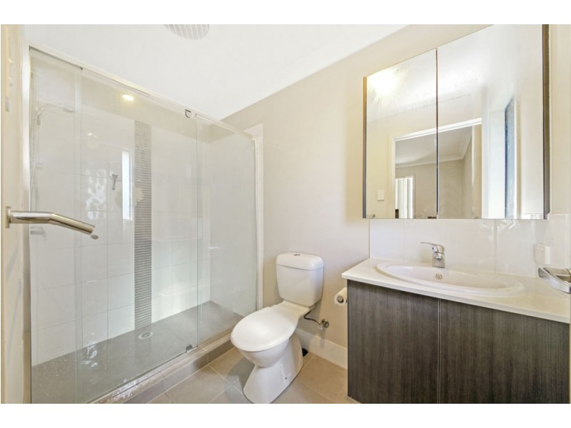 11 Melville Parade, North Lakes QLD 4509