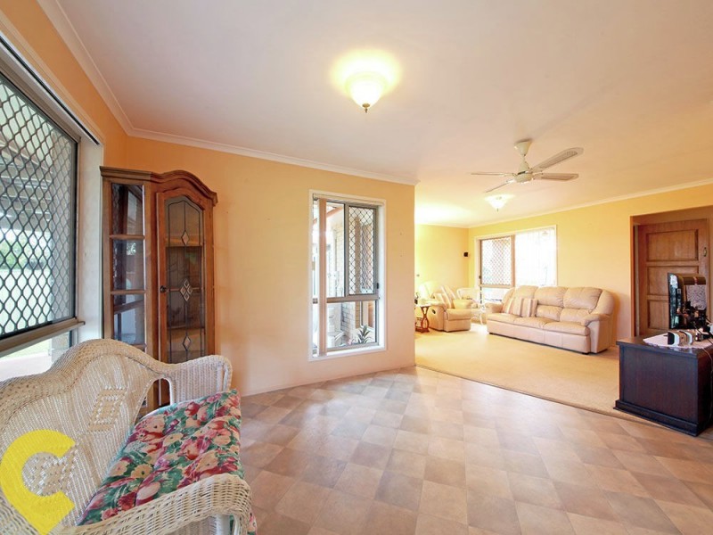 13 Magnolia Dr, Kallangur QLD 4503