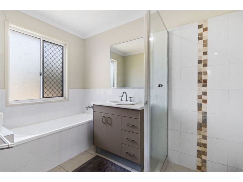 24 Steven Court, Narangba QLD 4504