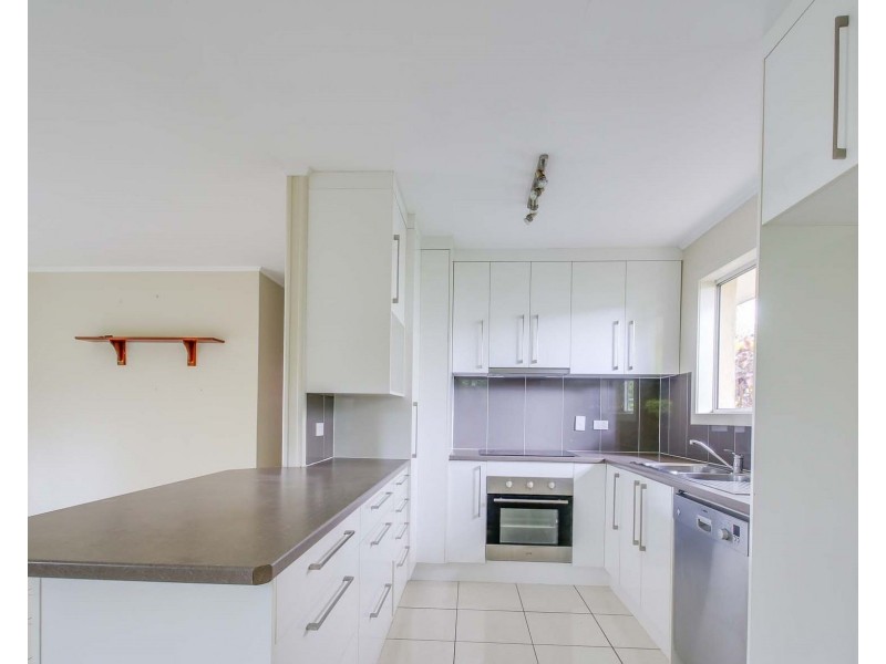 11 Ewart Street, Deception Bay QLD 4508
