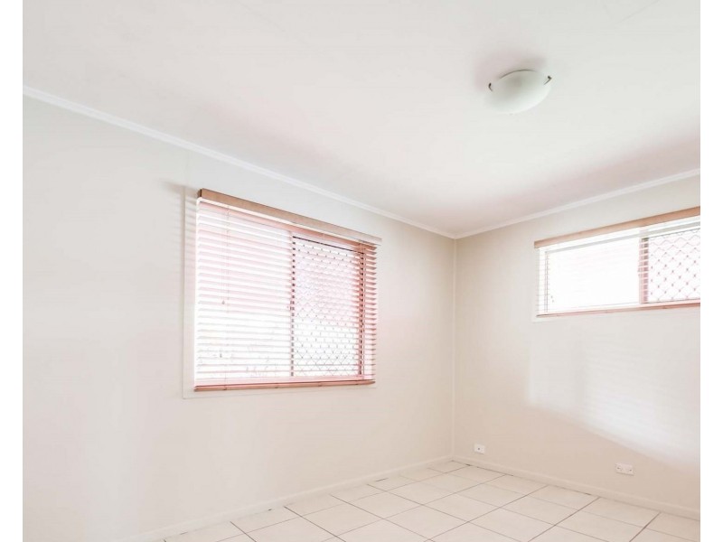 11 Ewart Street, Deception Bay QLD 4508