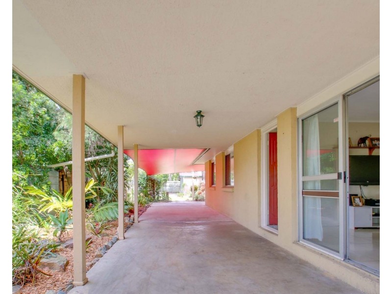 11 Ewart Street, Deception Bay QLD 4508