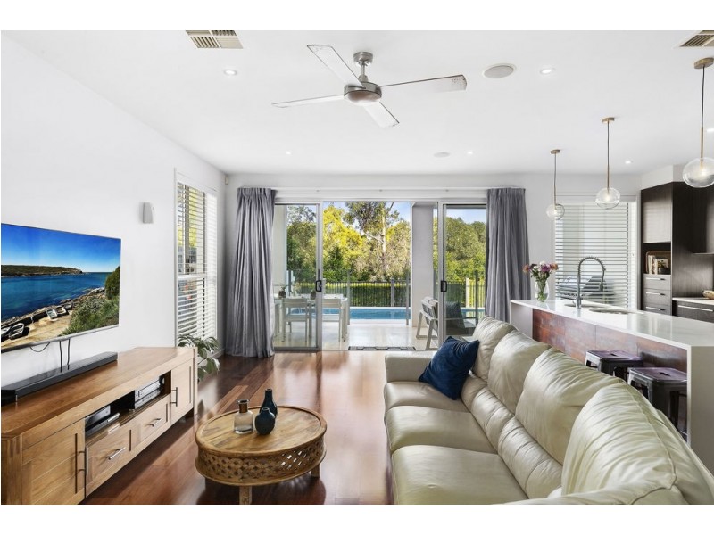 32 Dunes Crescent, North Lakes QLD 4509