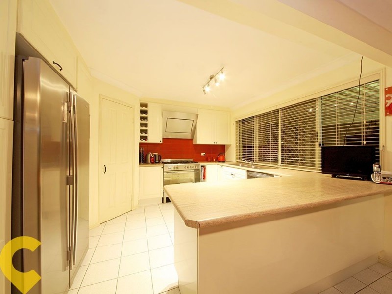 23 Mitchell Place, Forest Lake QLD 4078
