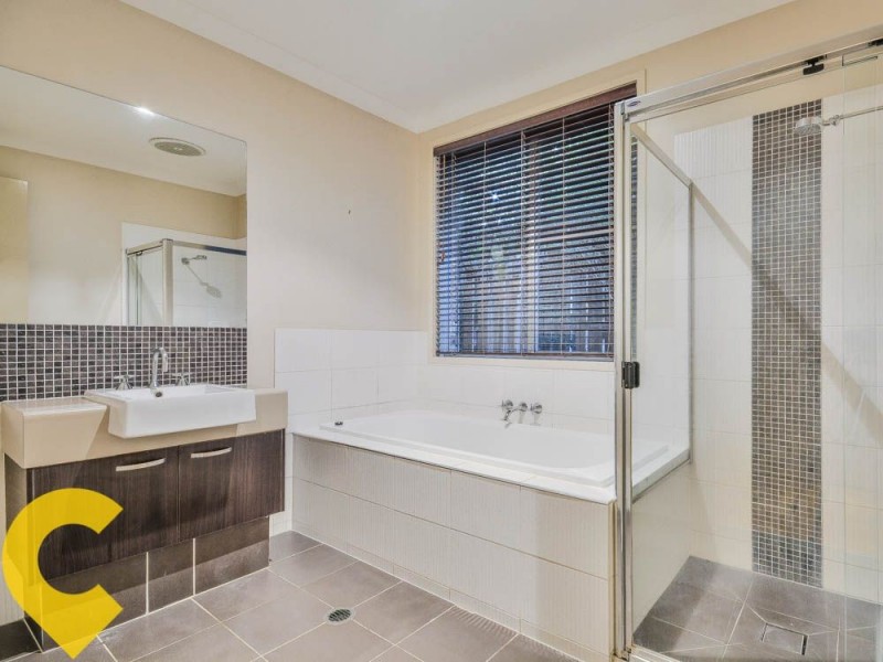 33 Midyim Street, North Lakes QLD 4509