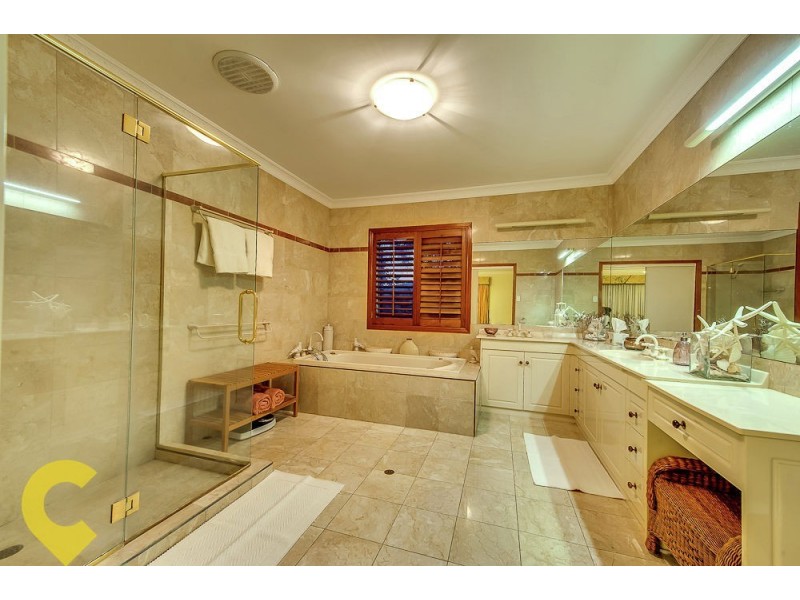 4 Capstan Place, Macgregor QLD 4109