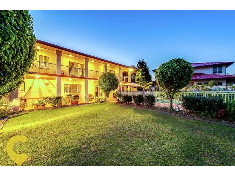 4 Capstan Place, Macgregor QLD 4109