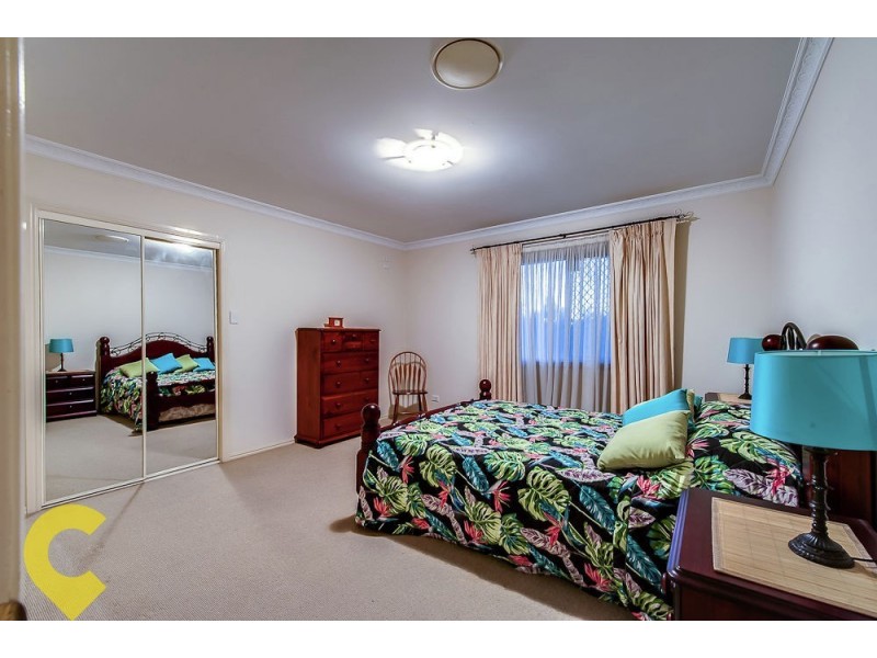 4 Capstan Place, Macgregor QLD 4109