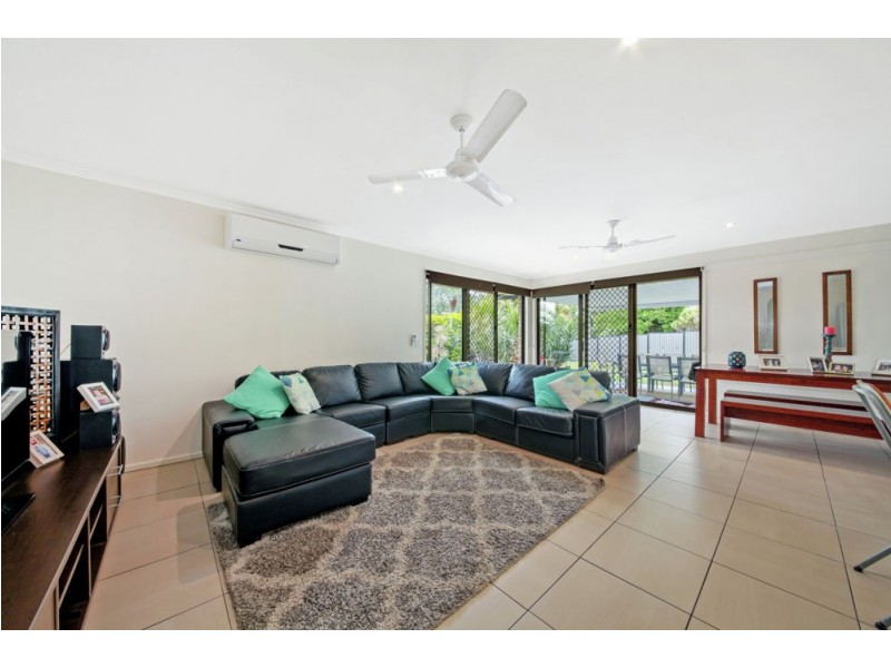 18 Olivia Drive, Kallangur QLD 4503