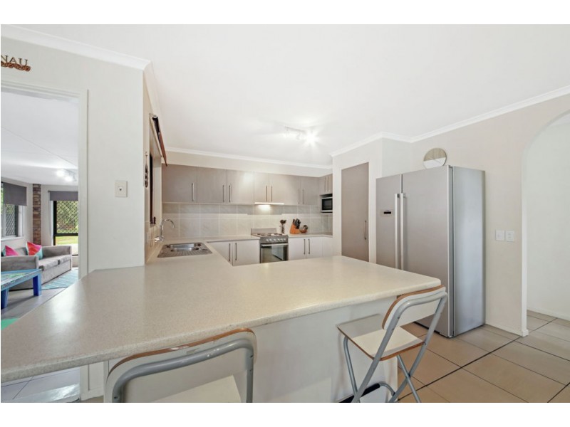 18 Olivia Drive, Kallangur QLD 4503