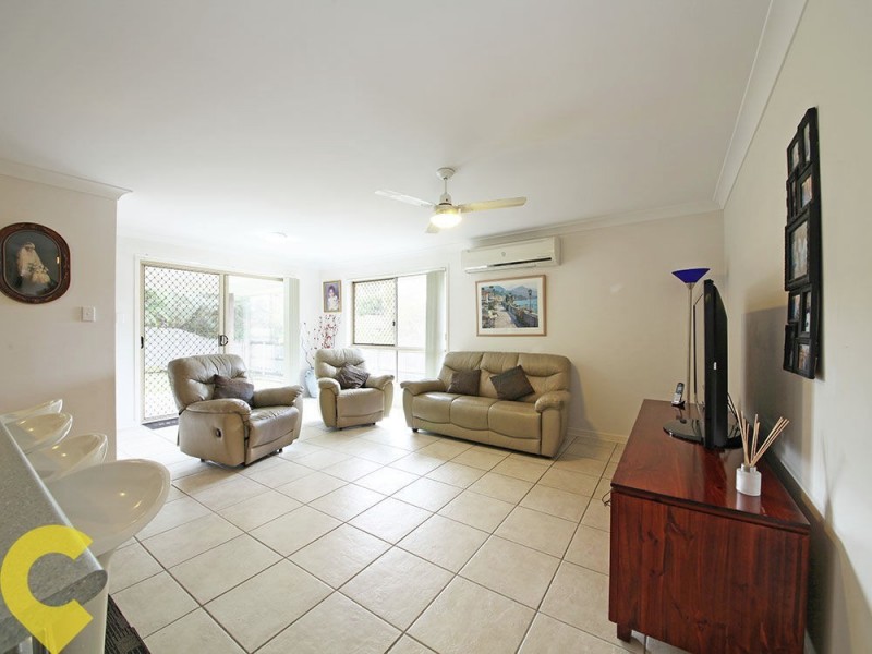 26 Water Street, Kallangur QLD 4503