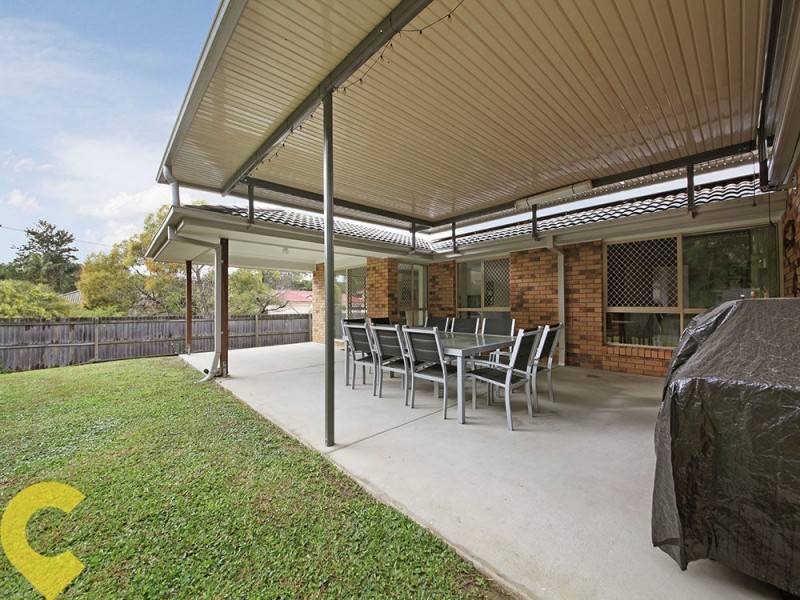 26 Water Street, Kallangur QLD 4503