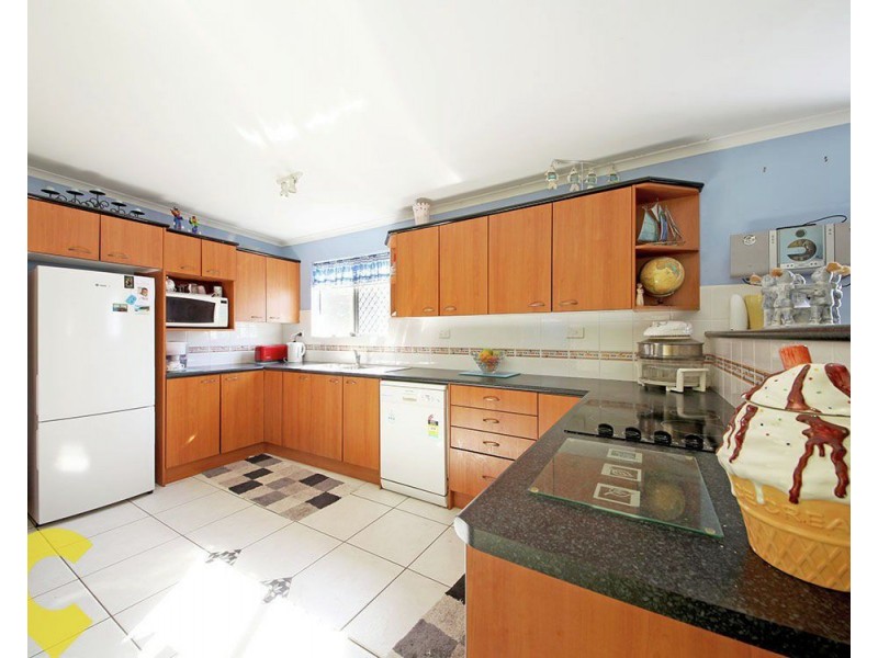 20 Porpoise Pde, Deception Bay QLD 4508