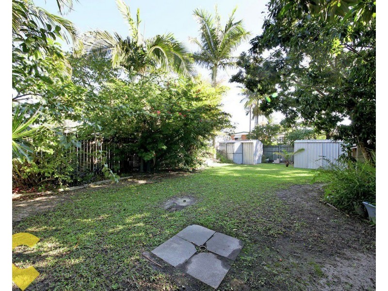 20 Porpoise Pde, Deception Bay QLD 4508