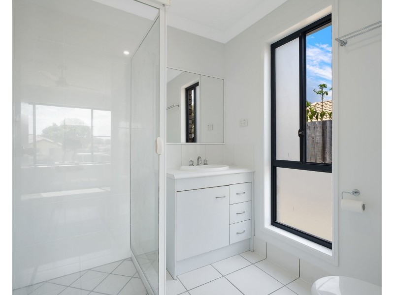 16 Parkview Street, Morayfield QLD 4506