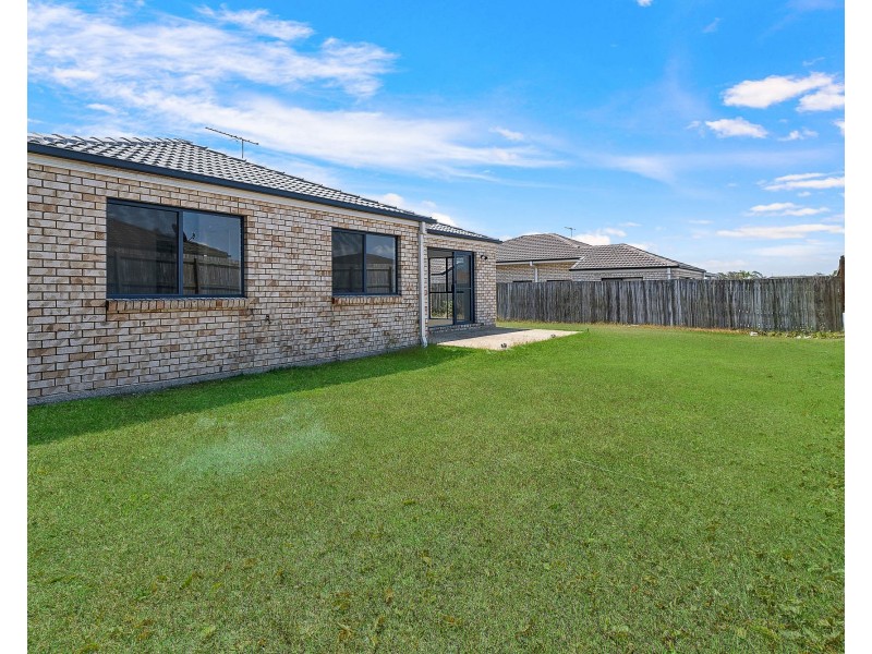 16 Parkview Street, Morayfield QLD 4506