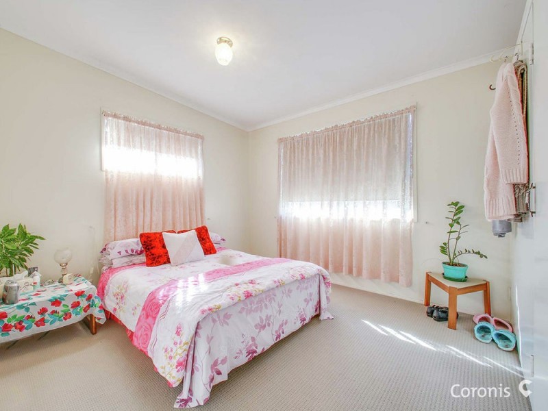 12 Wattle Street, Kallangur QLD 4503