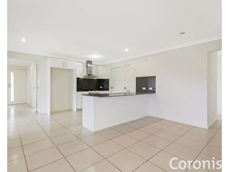 7 Aylmore Court, Narangba QLD 4504
