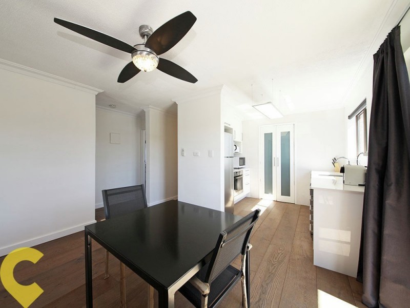 4/59 Prince Edward Parade, Redcliffe QLD 4020