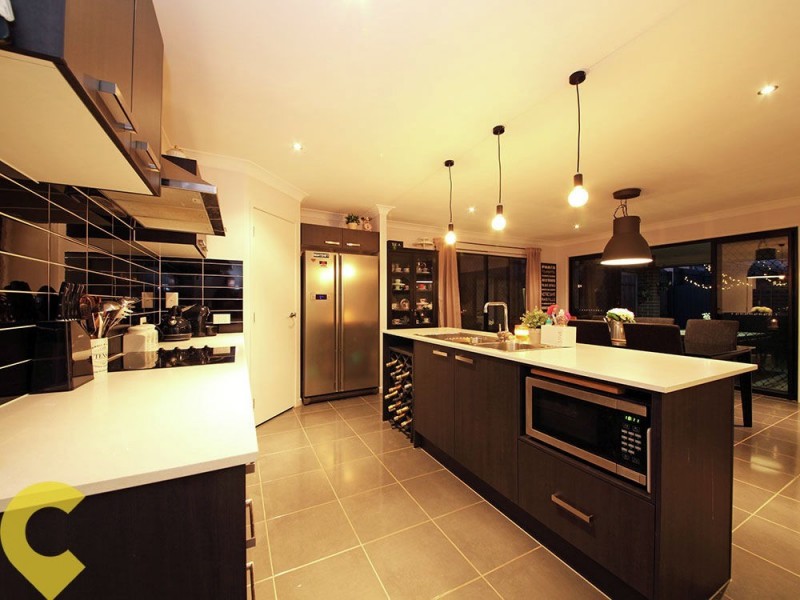 48 Solomon Parade, Warner QLD 4500