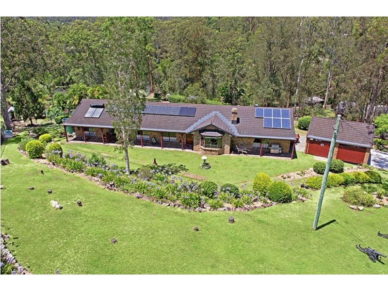 34 Hidden Valley Drive, Eatons Hill QLD 4037