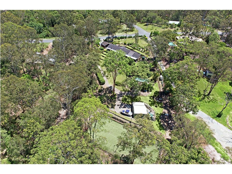 34 Hidden Valley Drive, Eatons Hill QLD 4037