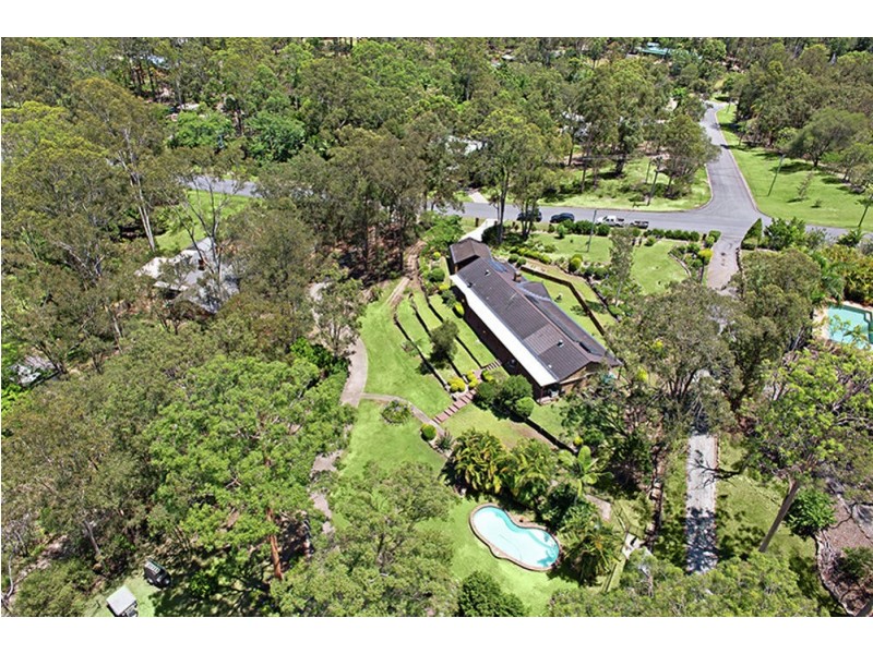 34 Hidden Valley Drive, Eatons Hill QLD 4037
