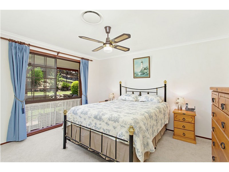 34 Hidden Valley Drive, Eatons Hill QLD 4037