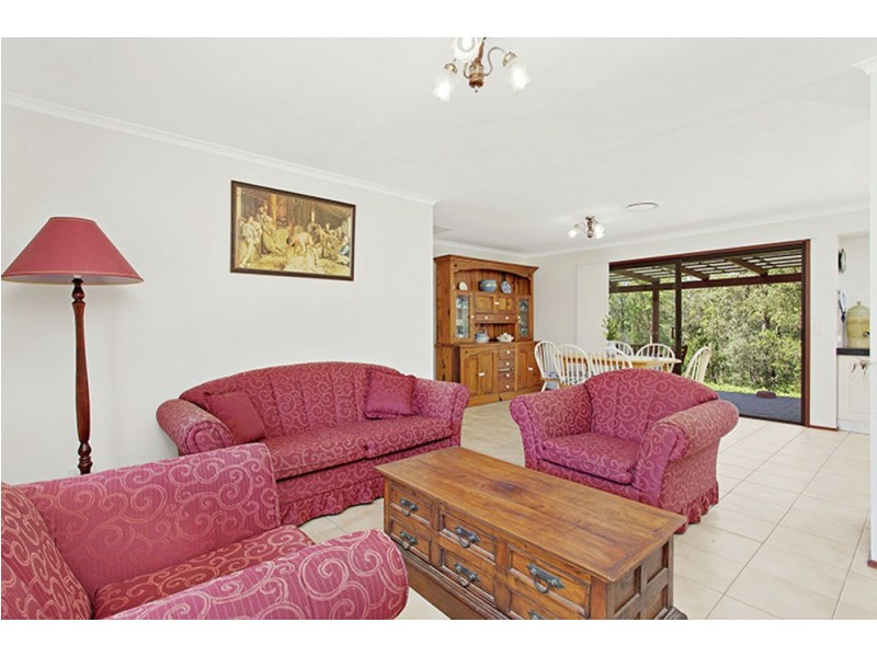 34 Hidden Valley Drive, Eatons Hill QLD 4037