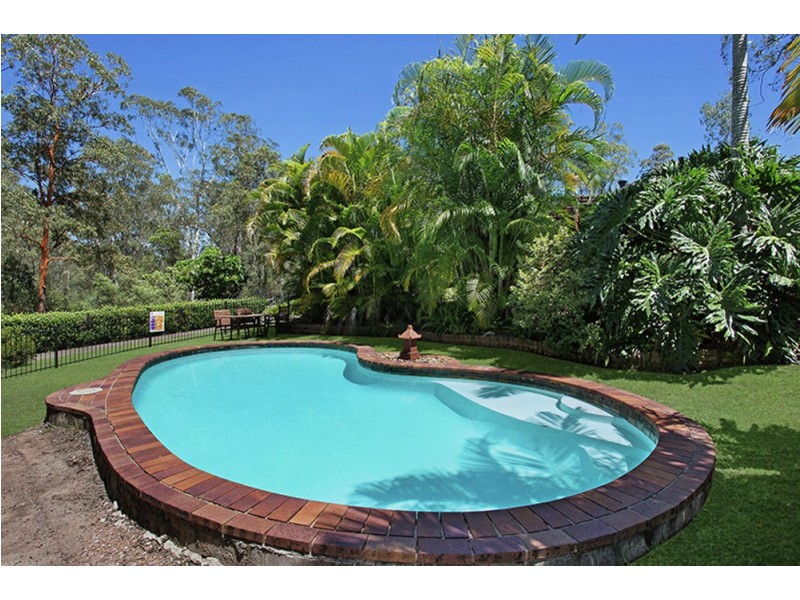 34 Hidden Valley Drive, Eatons Hill QLD 4037