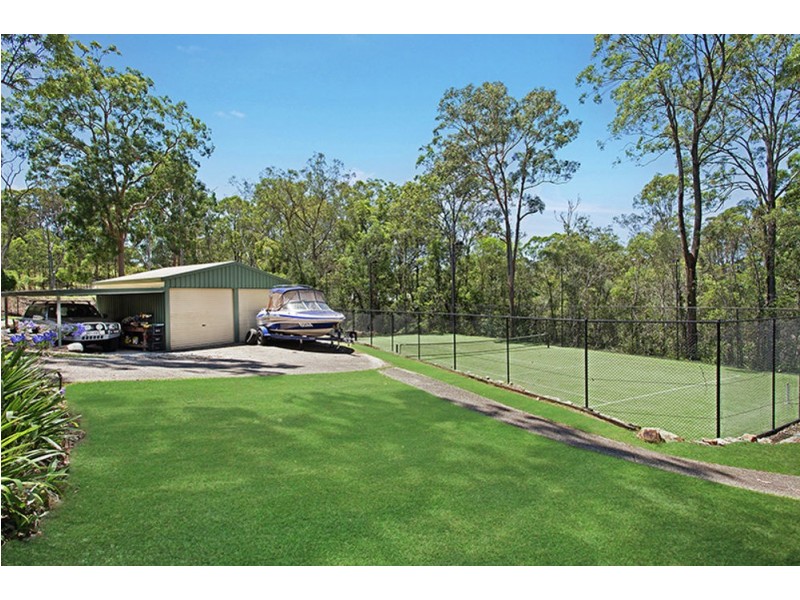 34 Hidden Valley Drive, Eatons Hill QLD 4037