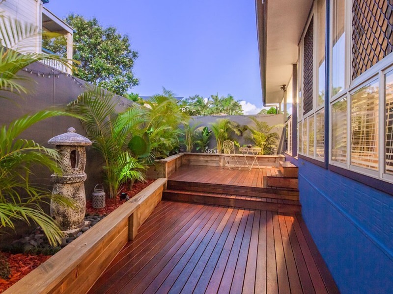 3 Renae Court, Eatons Hill QLD 4037