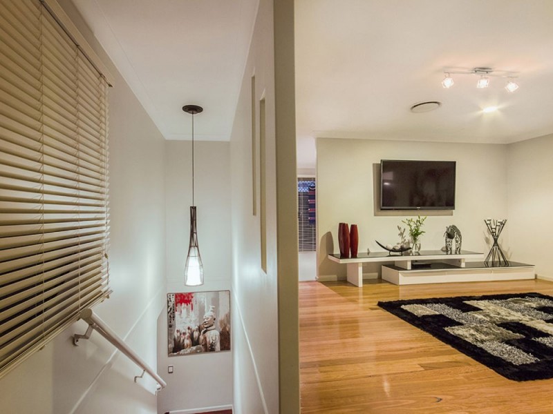 3 Renae Court, Eatons Hill QLD 4037