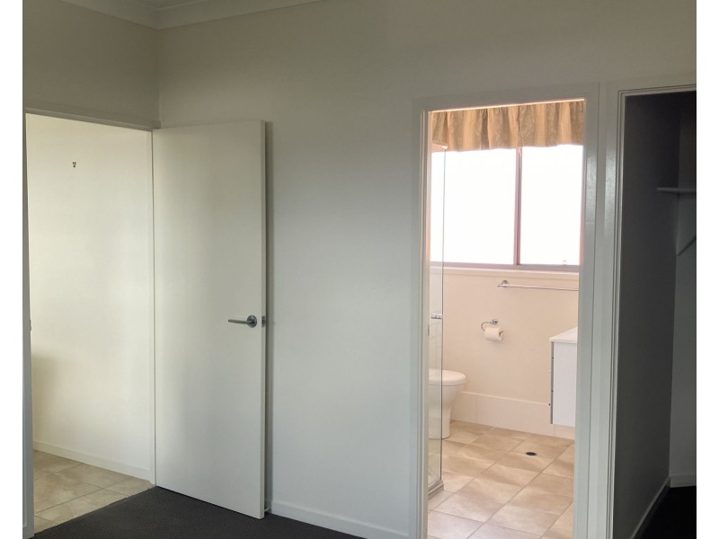 1/2 Hartnett Street, North Lakes QLD 4509